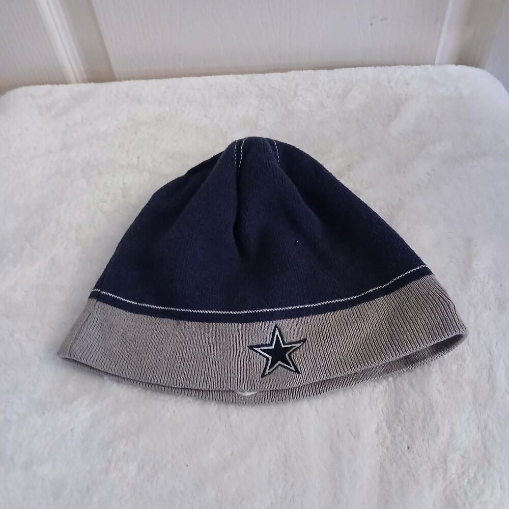 Y2K Vintage Reebok Dallas Cowboys Navy Blue Knit Beanie Hat NFL Gorpcore Retro